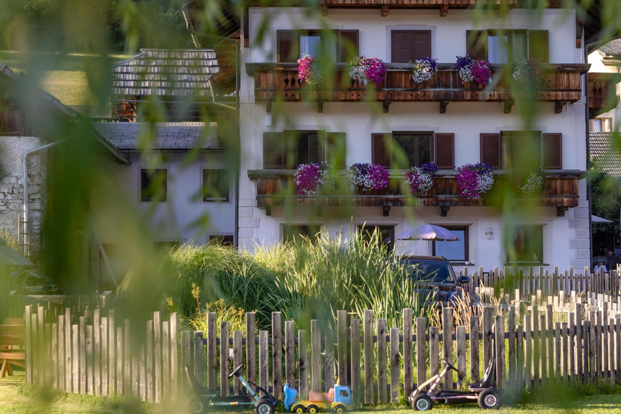 Ferienhof Hoffmann Hotel Weissensee Exterior foto